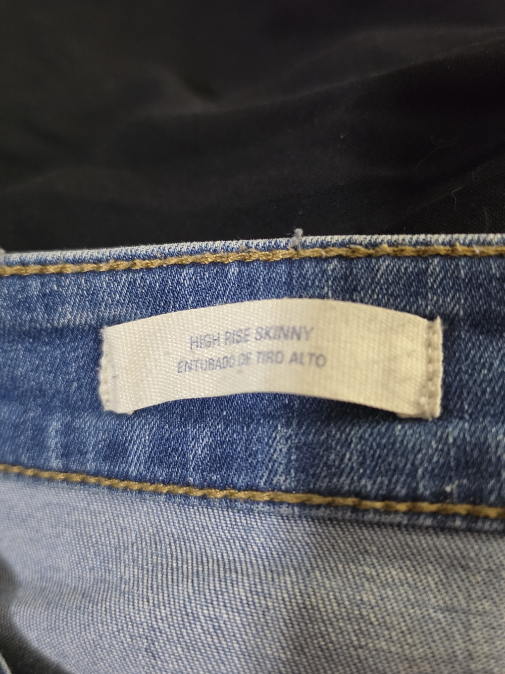 Universal Thread Distressed High Rise Skinny Jeans - Picture 4 of 4